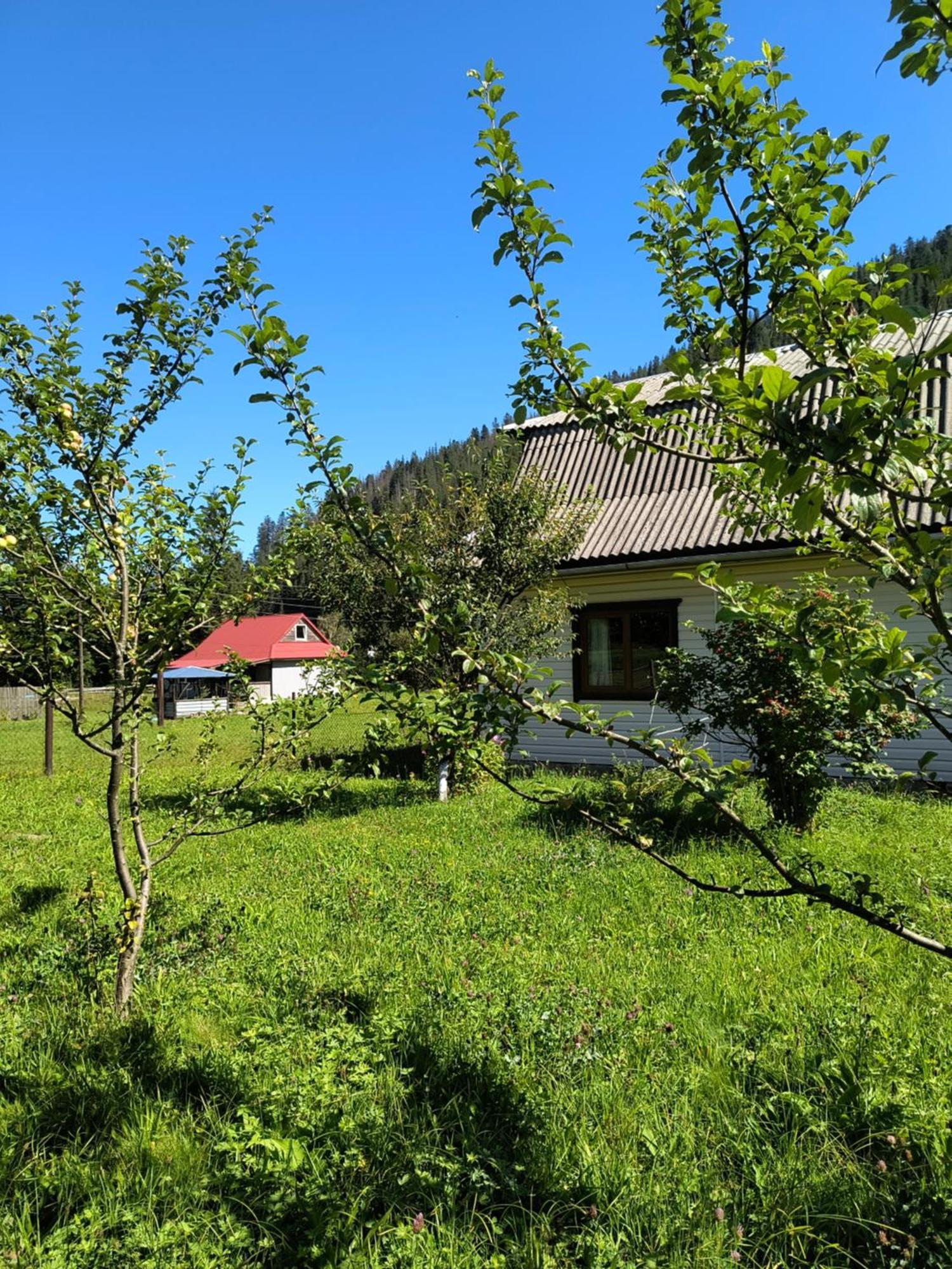 Na Hutori Hotel Tatariv Exterior foto